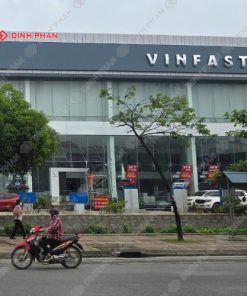 lam bang hieu alu vinfast