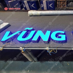 lam bang hieu chu inox trang