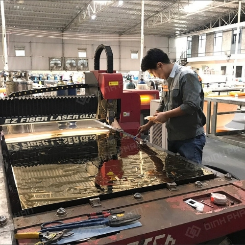 Gia cong kim loai tam gia tot