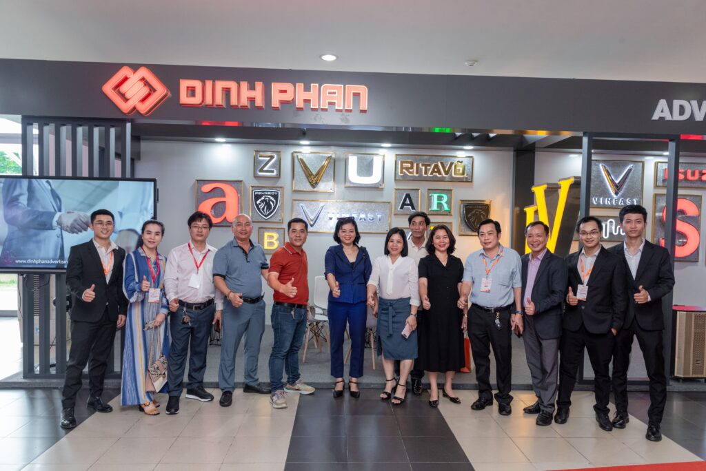 Gioi Thieu Cong Ty Quang Cao Dinh Phan Gioi Thieu Cong Ty Quang Cao Dinh Phan