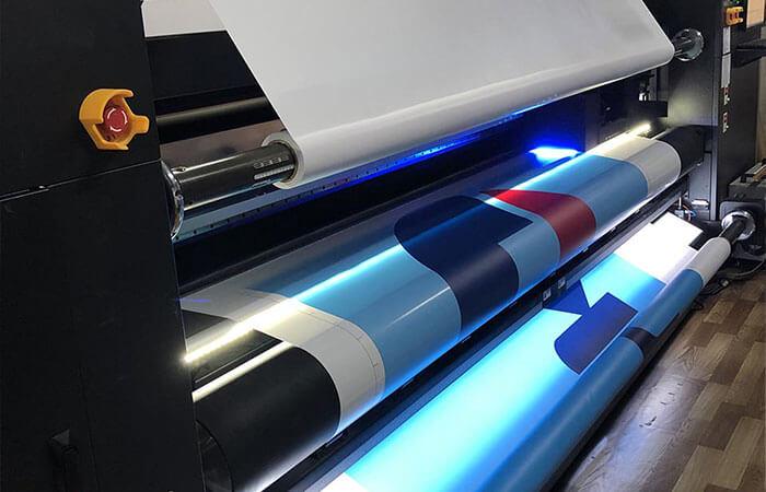 In UV tren PVC deo chat luong cao In UV tren PVC deo chat luong cao