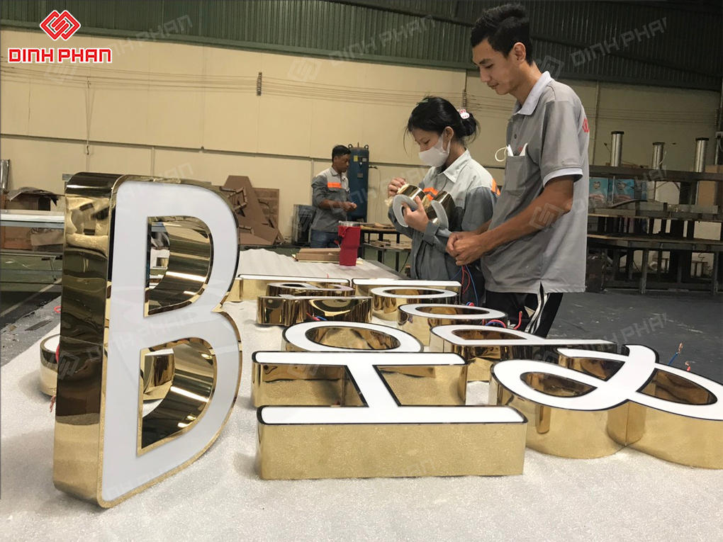 chu inox vang guong 06