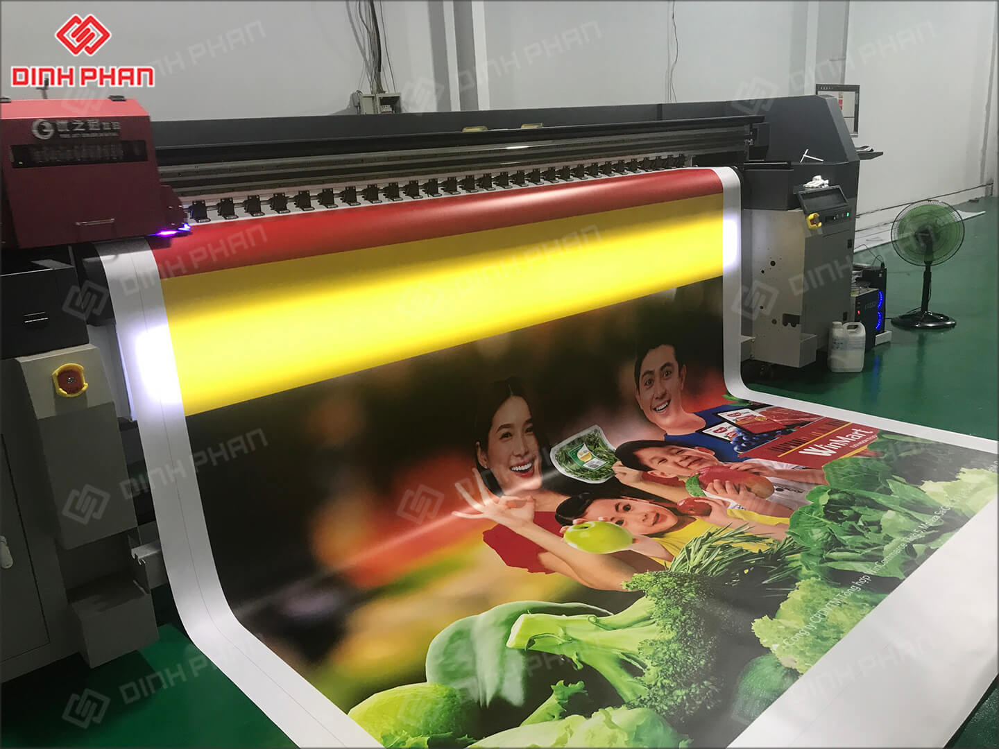 In UV Cuộn Chất Lượng Cao | In UV Trên Decal, PP, Film – Đinh Phan in UV cuon chat luong cao