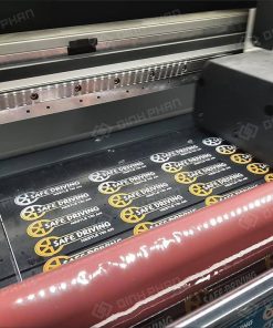 in uv dtf sticker gia re