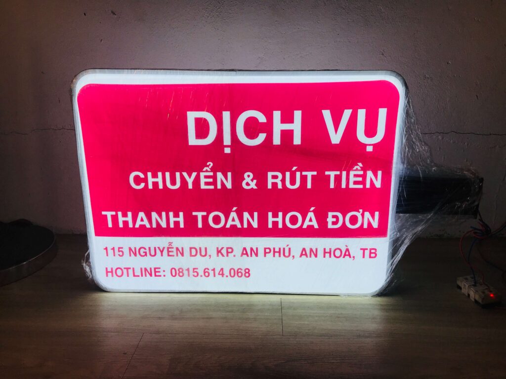 Bảng hiệu hộp đèn