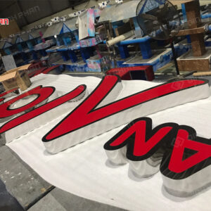 Chu inox trang mat mica 11