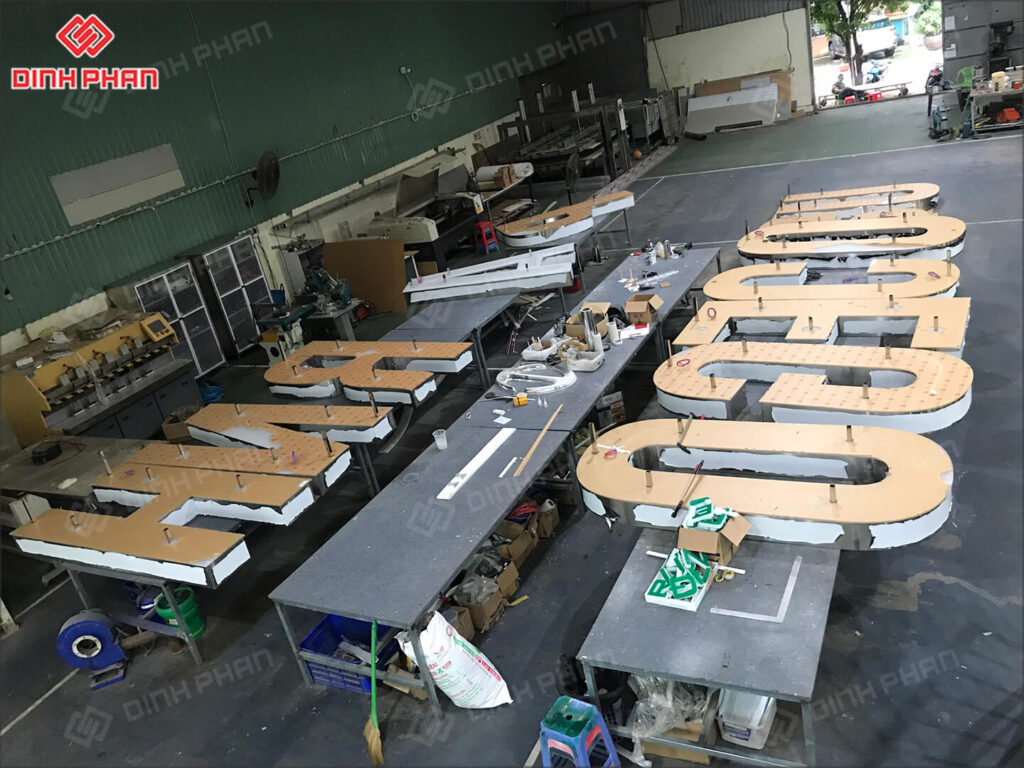 Chu mica hong inox 1