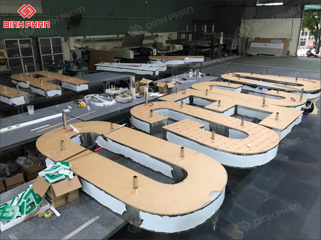 Chu mica hong inox 13