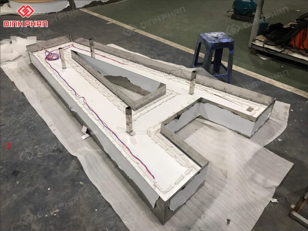 Chu mica hong inox 3