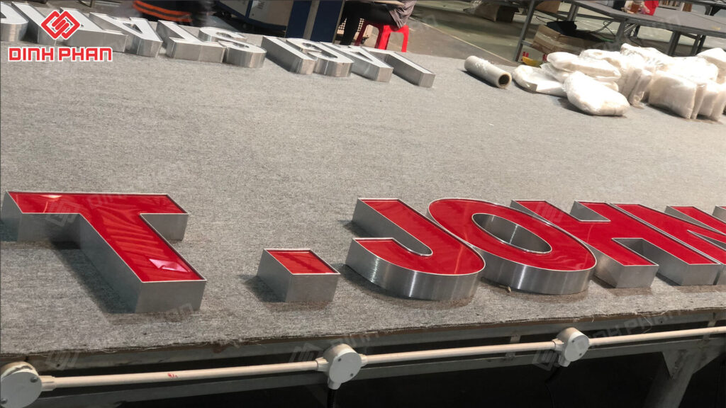 Chu mica hong nhom 17