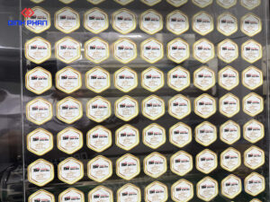 IN UV CUON IN UV PHANG TREN MOI CHAT LIEU 23