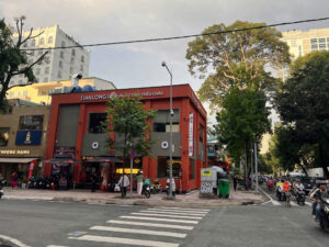 Lam bang hieu dep gia re TPHCM 18