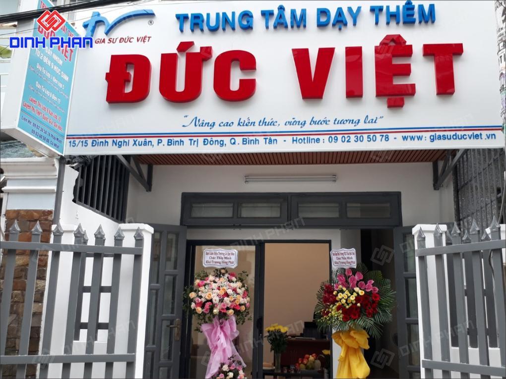làm bảng hiệu trung tâm dạy thêm