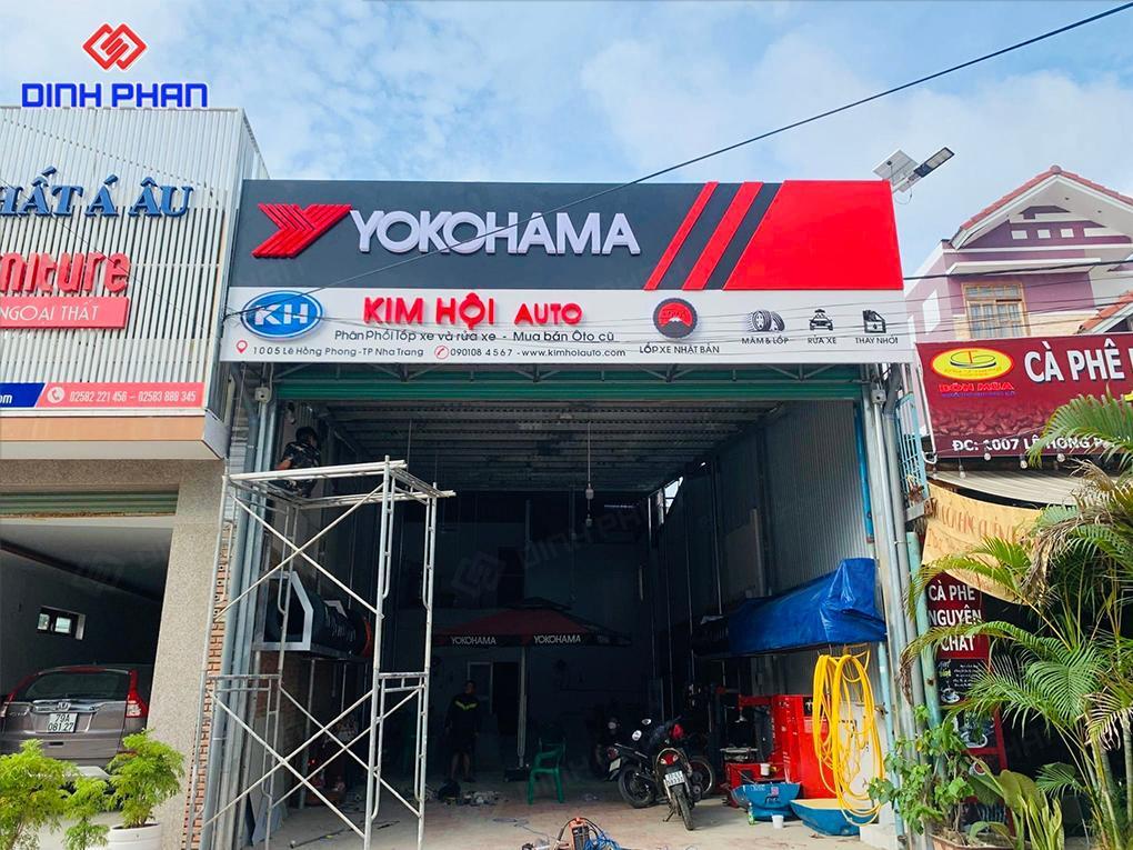bang hieu garage o to 2