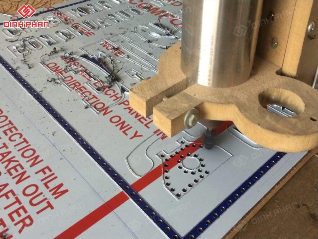 Báo giá gia công CNC mới nhất 2025 | Yếu tố ảnh hưởng &amp; cách tối ưu chi phí