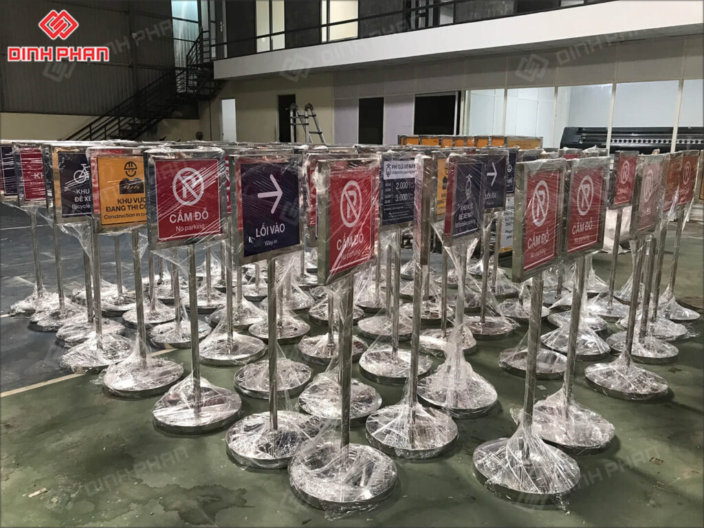 bien chi dan 1 Mẫu bảng hiệu chữ dẫn