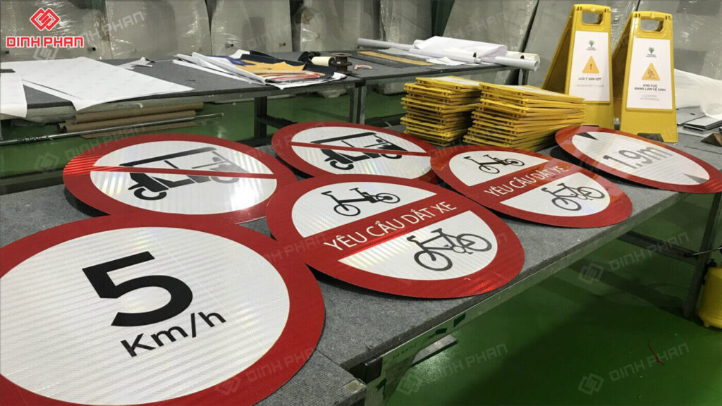 In UV biển chỉ dẫn