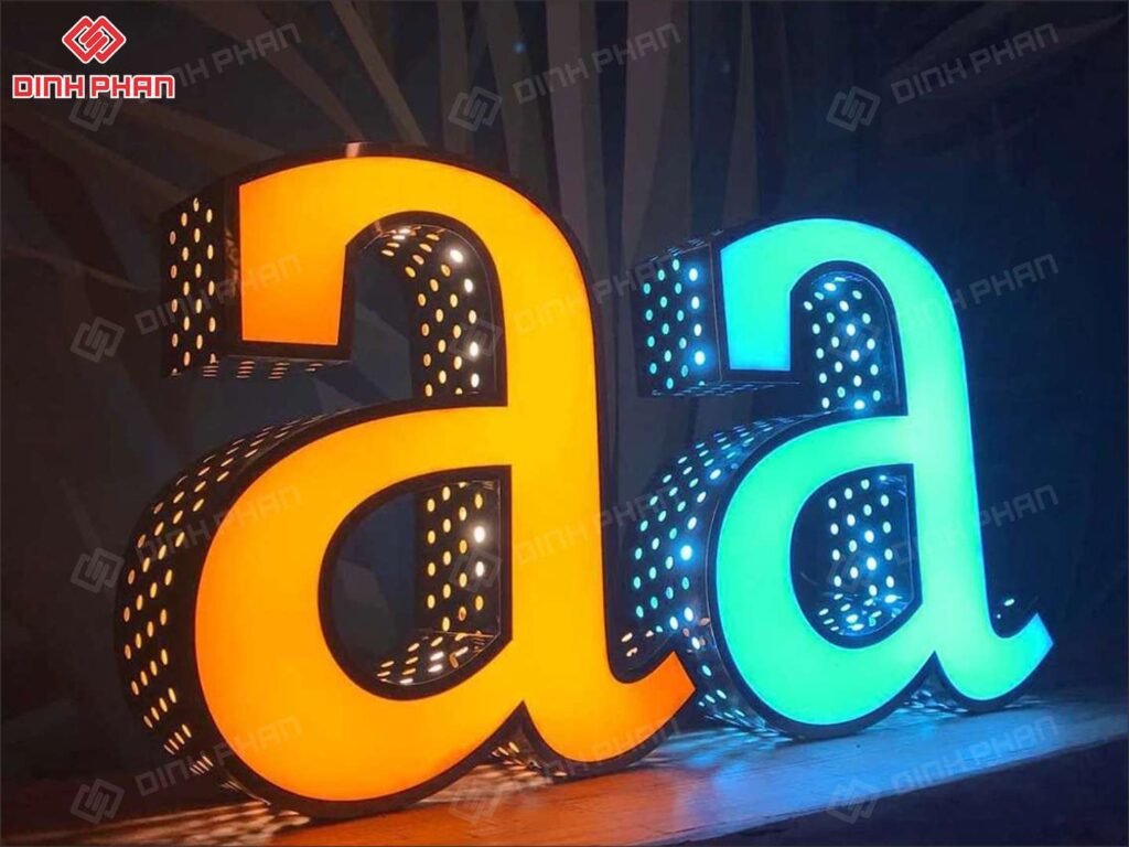 chu inox long mat mica khoet lo chan 04