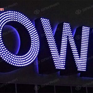 chu inox long mat mica khoet lo chan 08