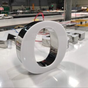 chu inox mat mica khong vien 1