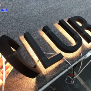 chu inox sang chan 12