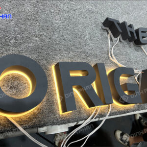 chu inox sang chan 5