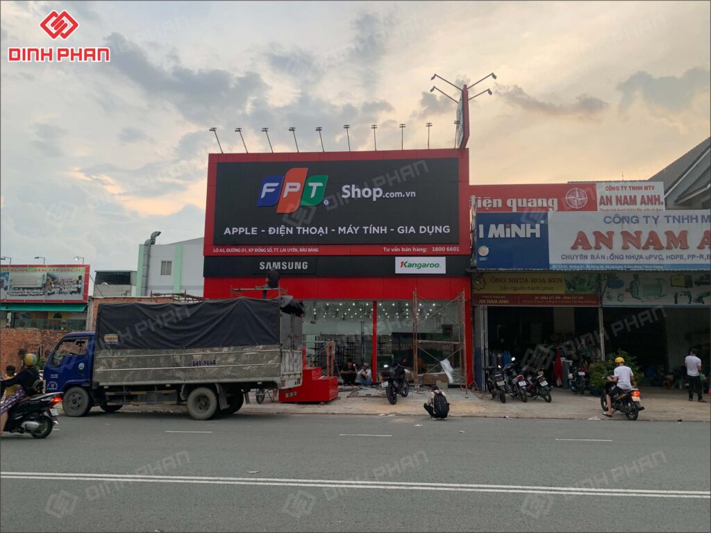 Bảng hiệu FPT