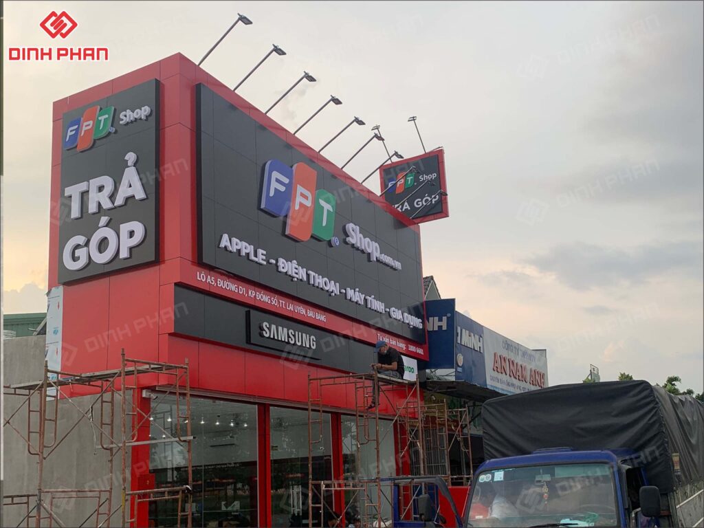 chu inox son mat mica in uv 2 Chữ inox sơn mặt mica in UV | Gia công – Thi công chữ nổi inox mica cao cấp