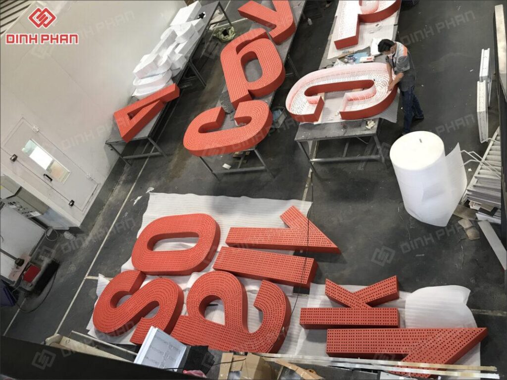 chu inox toa nha kho lon du an whiskycognac 42 1067x800 1