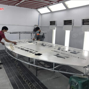 chu inox vang xuoc mica chao sang chan 10