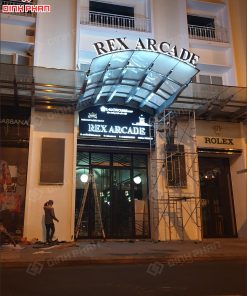 Chữ inox vàng xước mica cháo