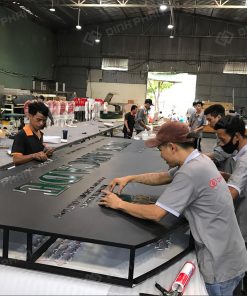 chu inox vang xuoc mica chao sang chan 7 bang hieu chu inox vang xuoc cao cap