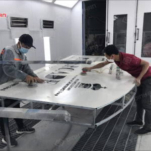 chu inox vang xuoc mica chao sang chan 9