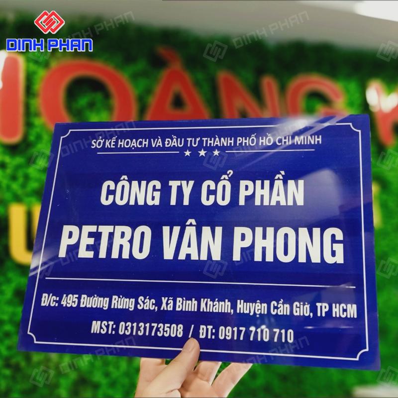 lam bang hieu cong ty tai TPHCM
