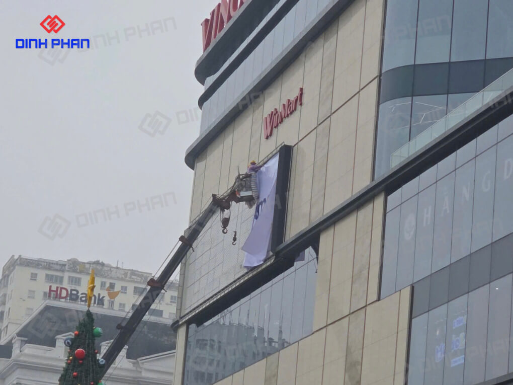 thi cong lap dat bang hieu