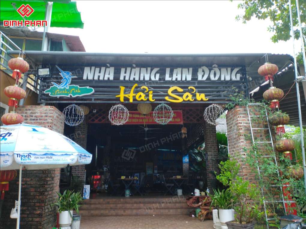 bang hieu nha hang mat dung thanh lam nhom