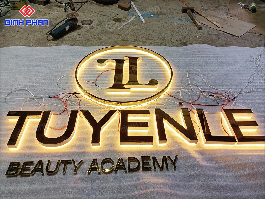 bang hieu spa chu inox dep