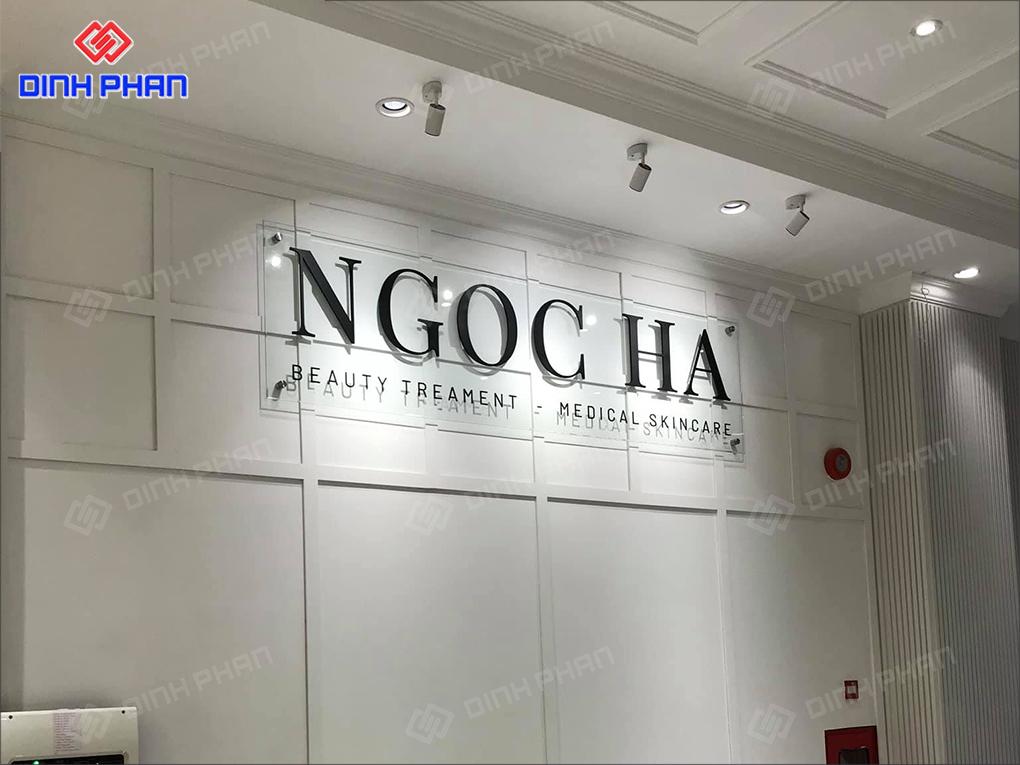 bang hieu spa noi that dep