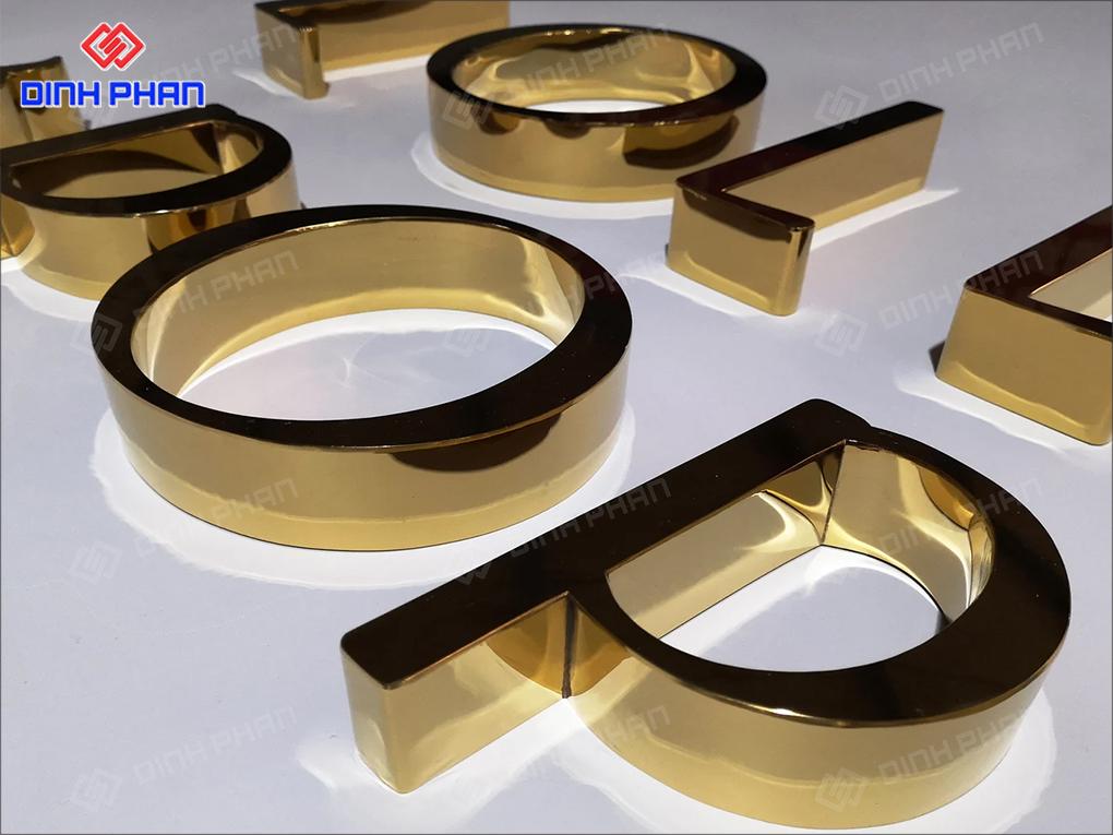 gia cong chu inox vang guong