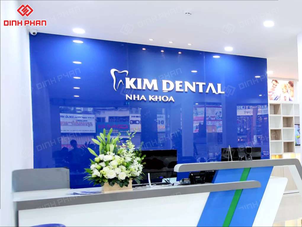 trang tri noi that phong kham nha