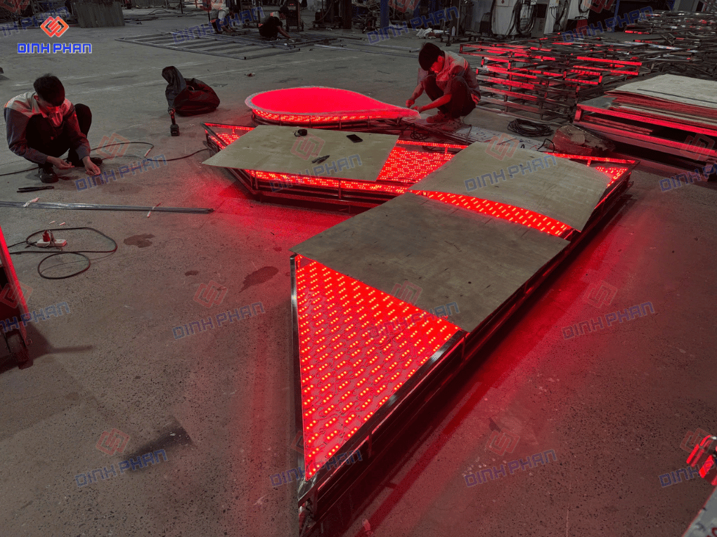 he-thong-led-logo-toa-nha-viet